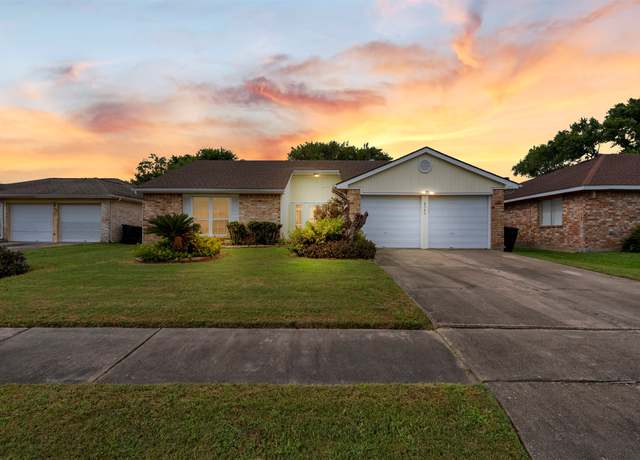 Property at 8346 Quail Shot Dr, Missouri City, TX 77489, 3 beds, 2 baths