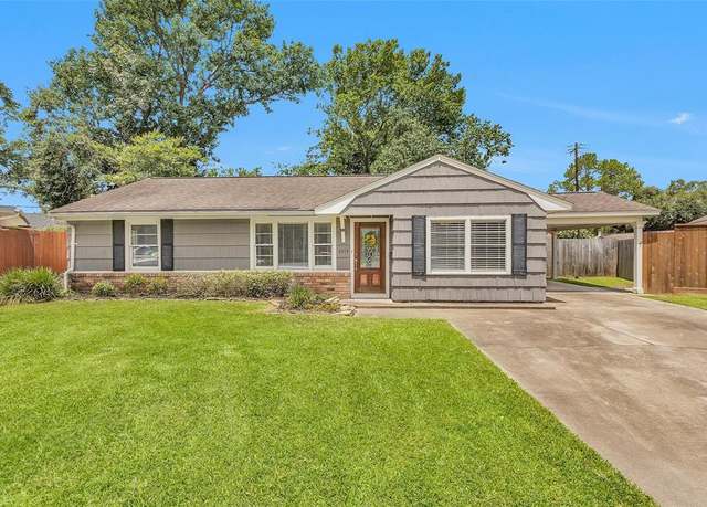 Property at 6018 Carew St, Houston, TX 77074, 3 beds, 1.5 baths