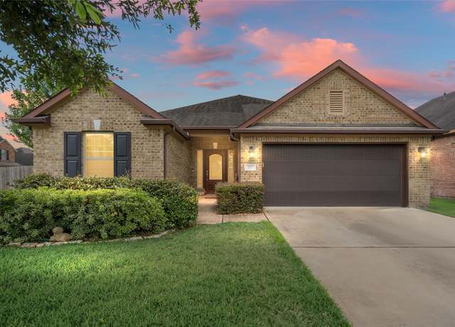 Property at 207 Lockridge Hill Ln, Richmond, TX 77469, 3 beds, 2 baths