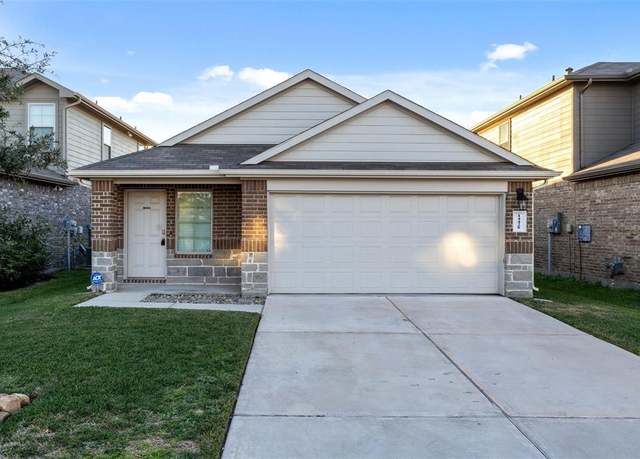 Property at 14428 Sugar Pines Dr, Conroe, TX 77302, 3 beds, 2 baths