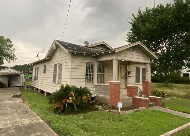 Property at 2805 Brackenridge St, Houston, TX 77026, 2 beds, 1 bath