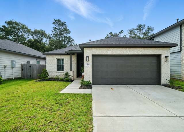 Property at 14381 High Hill Dr, Conroe, TX 77303, 3 beds, 2 baths
