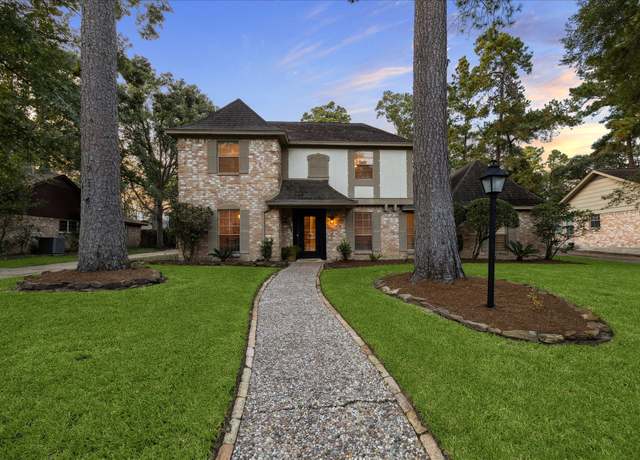 Property at 3011 Redwood Lodge Dr, Houston, TX 77339, 4 beds, 2.5 baths