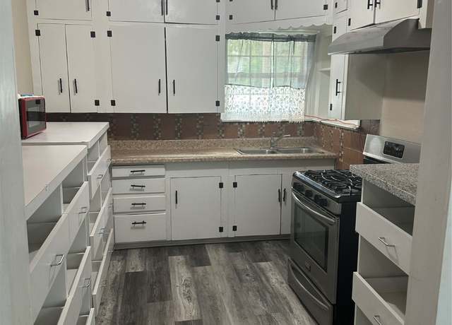 Property at 2263 Rainbow Dr, Houston, TX 77023, 2 beds, 1 bath