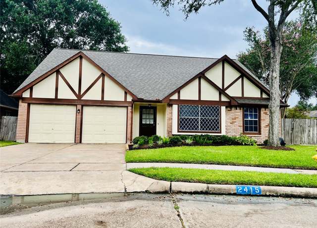 Property at 2415 Pebbledowne Cir, Sugar Land, TX 77478, 3 beds, 2.5 baths