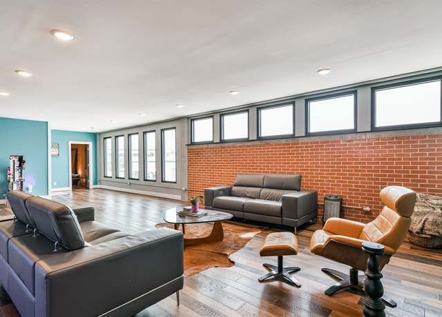 Property at 2415 Church St, Galveston, TX 77550, 3 beds, 3.5 baths