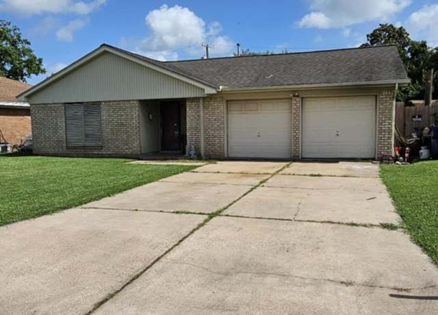 Property at 2714 6th Ave N, Texas City, TX 77590, 3 beds, 2 baths