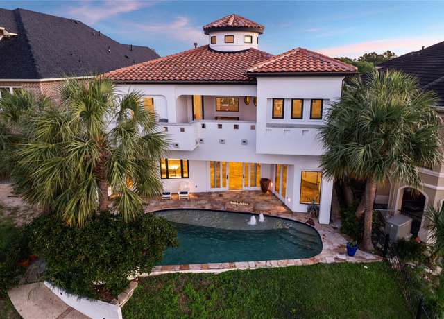 Property at 721 Harborside Way, League City, TX 77565, 4 beds, 4 baths