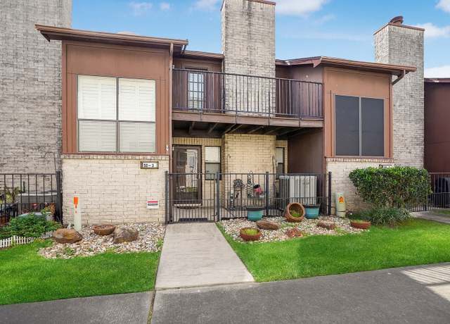 Property at 50 Evanston St #3, Houston, TX 77015, 3 beds, 2.5 baths