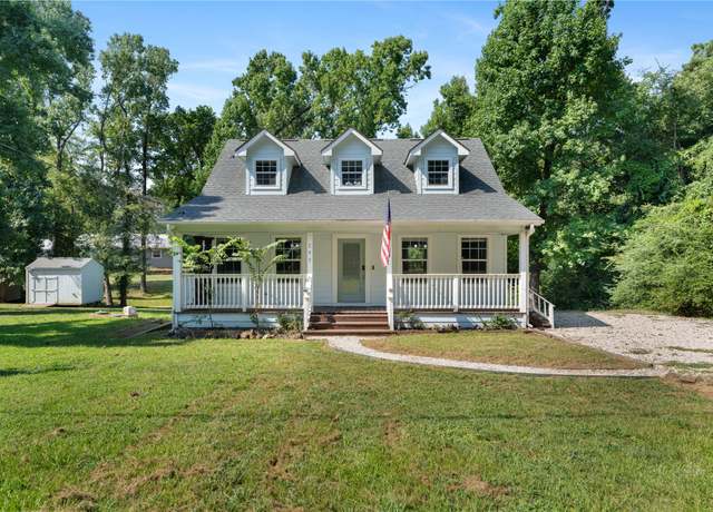Property at 293 Commodore Dr, Livingston, TX 77351, 3 beds, 2.5 baths