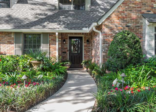 Property at 12214 Cobblestone Dr, Houston, TX 77024, 4 beds, 3.5 baths