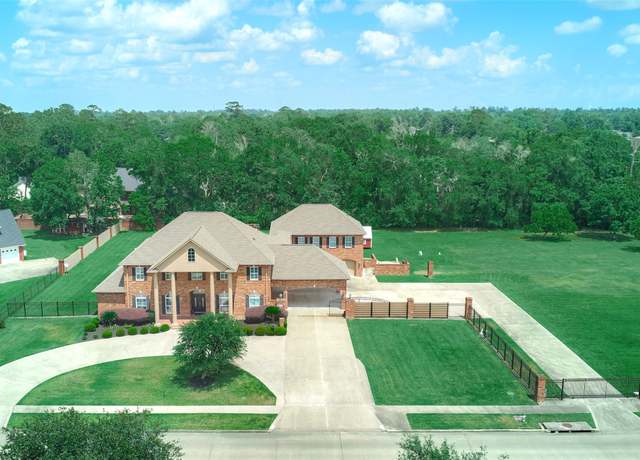 Property at 2250 Savannah Trce, Beaumont, TX 77706, 6 beds, 5.5 baths