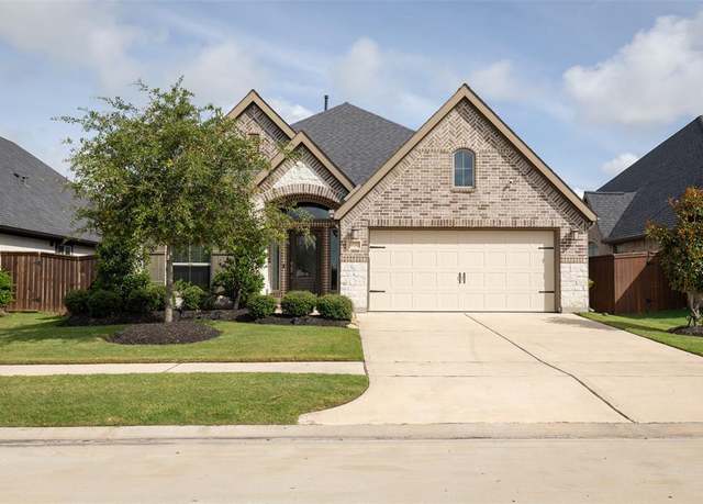 Property at 6930 Goldstrum Way, Katy, TX 77493, 4 beds, 3 baths