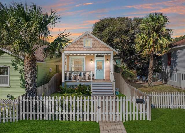 Property at 1308 Avenue M 1/2, Galveston, TX 77550, 2 beds, 2 baths