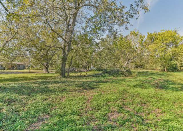 Property at 0 Chase St, Navasota, TX 77868