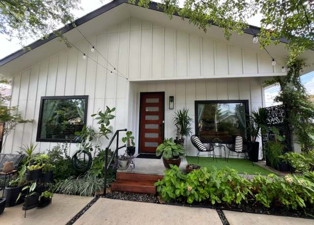 Property at 4317 Beggs St, Houston, TX 77009, 5 beds, 3 baths