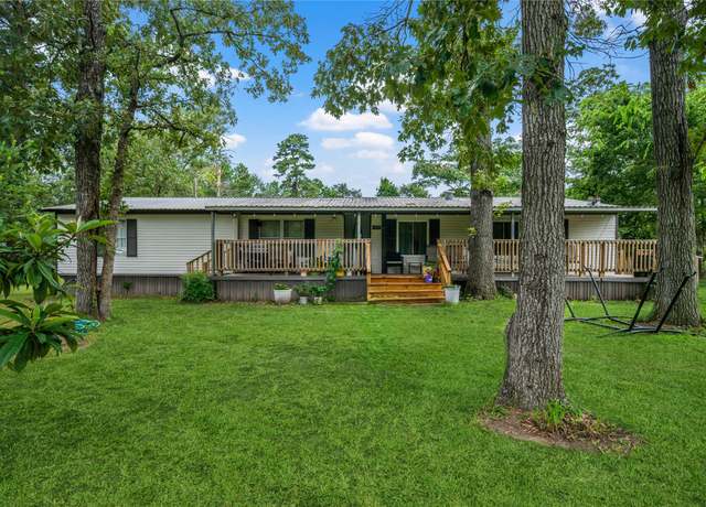 Property at 12203 Day Dr, Conroe, TX 77303, 3 beds, 2 baths