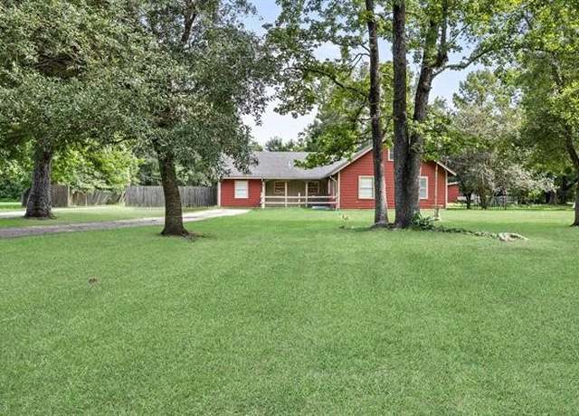 Property at 3785 Stanley Dr, Vidor, TX 77662, 3 beds, 2 baths