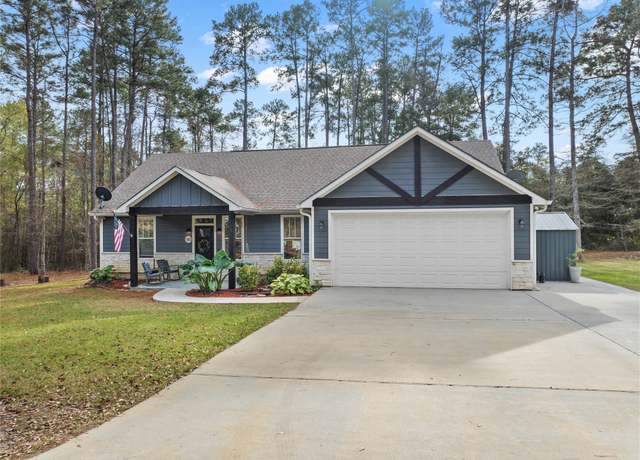 Property at 180 Breezeway Dr, Brookeland, TX 75931, 3 beds, 2 baths