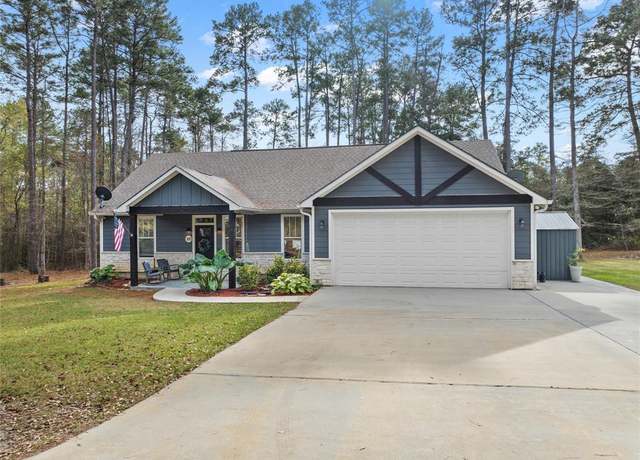 Property at 180 Breezeway Dr, Brookeland, TX 75931, 3 beds, 2 baths