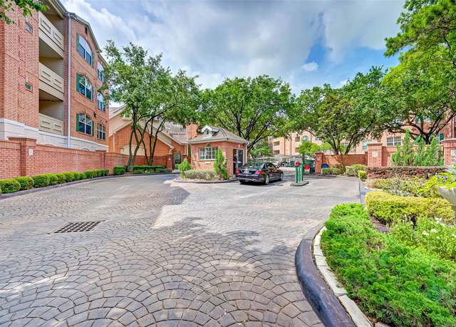 Property at 2111 Welch St Unit B220, Houston, TX 77019, 2 beds, 2 baths