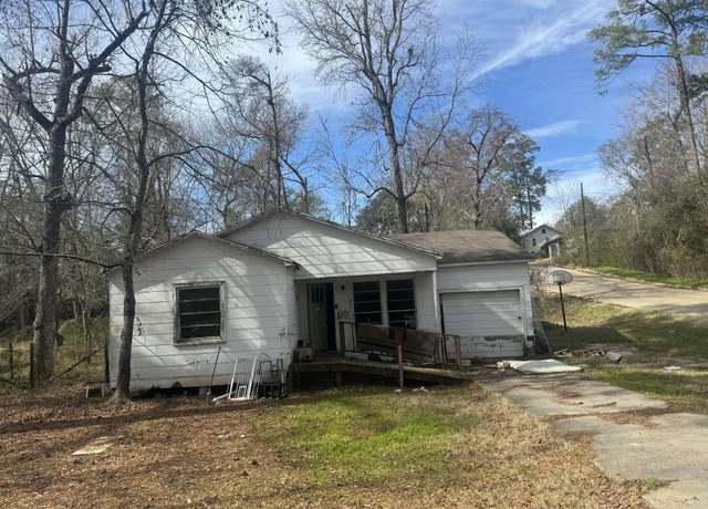 Property at 417 2nd St, Jasper, TX 75951, 3 beds, 1 bath