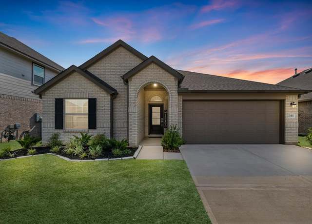 Property at 21411 Waldenburg Pl, Tomball, TX 77375, 4 beds, 2 baths