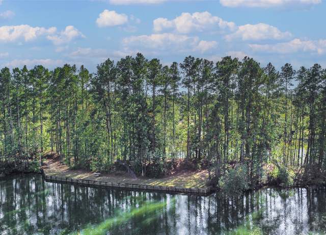 Property at 55 Nottingham Is, Cleveland, TX 77327