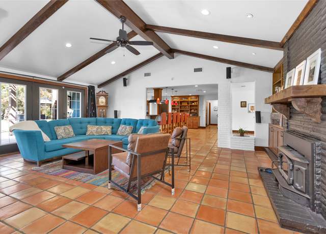Property at 27307 N Creek Dr, Magnolia, TX 77354, 5 beds, 3.5 baths