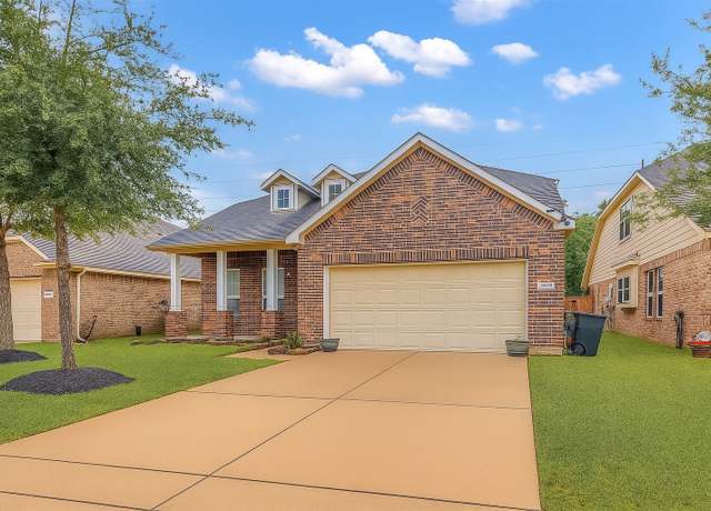 Property at 326 Polar Bear Trl, Crosby, TX 77532, 5 beds, 3.5 baths