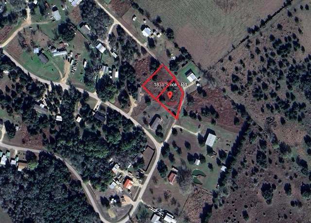 Property at 1831 Smoky Rd, Brenham, TX 77833