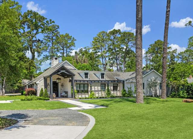 Property at 225 Millbrook St, Houston, TX 77024, 4 beds, 4.5 baths