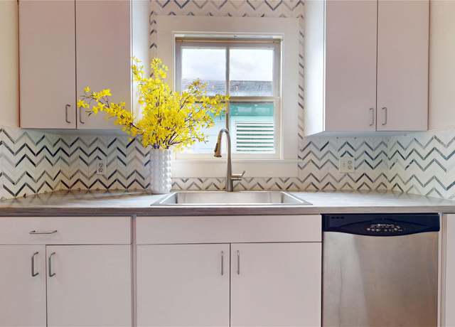 Property at 4807 Avenue P 1/2, Galveston, TX 77551, 2 beds, 1 bath