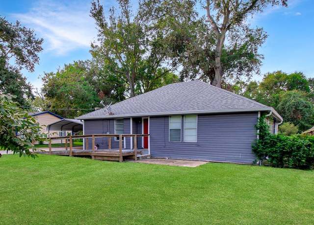 Property at 2620 W Shane St, Alvin, TX 77511, 3 beds, 2 baths