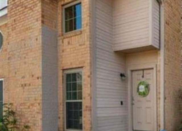 Property at 1620 Wellington Pl #303, Beaumont, TX 77706, 2 beds, 2.5 baths