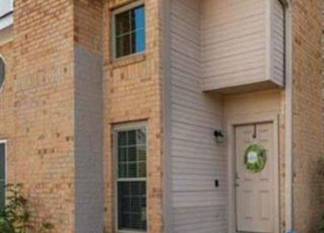 Property at 1620 Wellington Pl #303, Beaumont, TX 77706, 2 beds, 2.5 baths