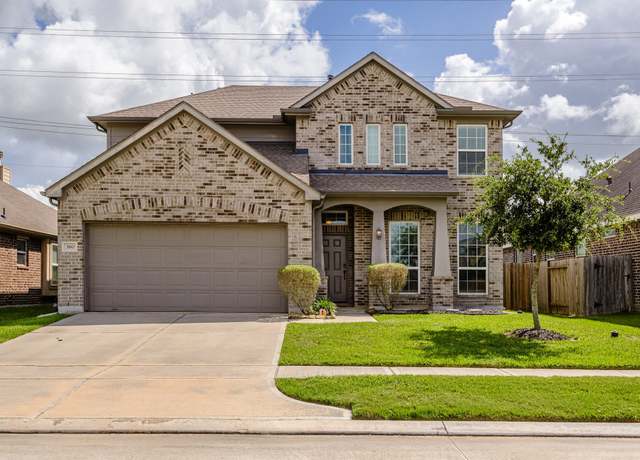 Property at 380 Kendall Crest Dr, Alvin, TX 77511, 4 beds, 2.5 baths