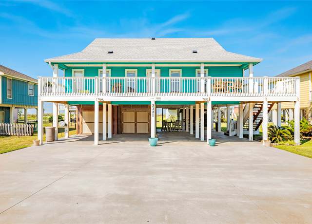 Property at 3321 Prides Way, Crystal Beach, TX 77650, 5 beds, 2.5 baths