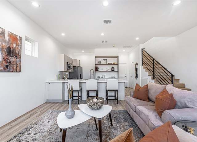 Property at 15000 S Richmond Ave #6, Houston, TX 77082, 3 beds, 3.5 baths
