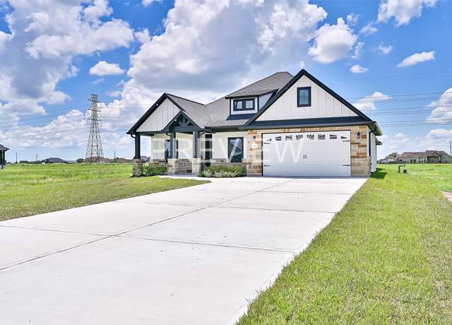 Property at 447 Sunset Trl, Angleton, TX 77515, 4 beds, 4.5 baths