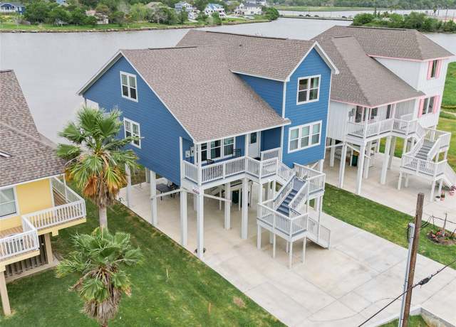 Property at 809 Todville Rd, Seabrook, TX 77586, 3 beds, 3 baths