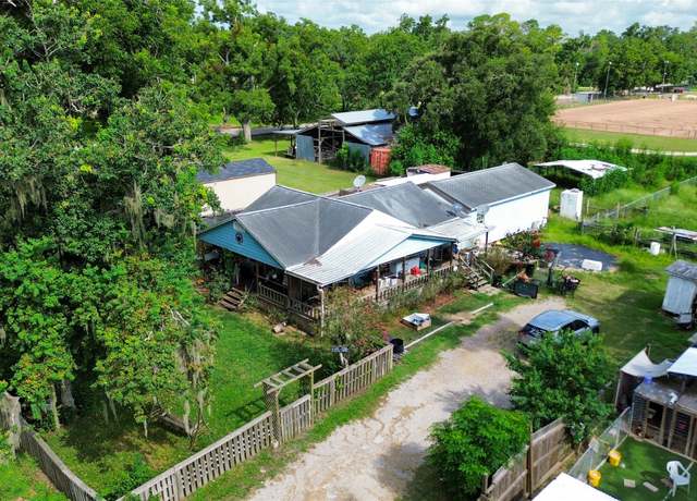 Property at 1416 County Road 347, Brazoria, TX 77422, 3 beds, 1 bath