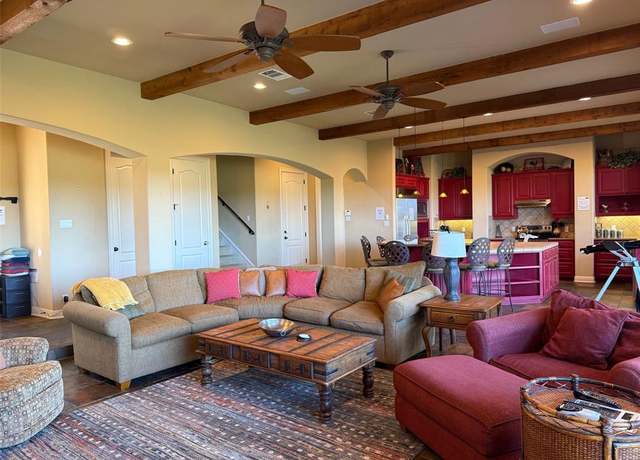 Property at 1017 Coventry Rd, Spicewood, TX 78669, 3 beds, 2.5 baths