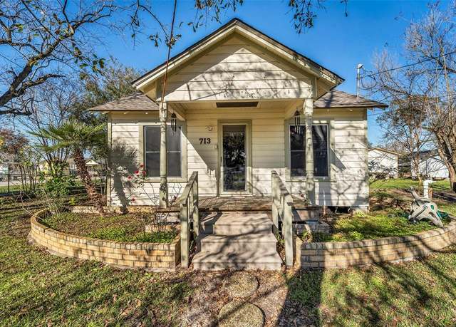 Property at 713 Firnat St, Houston, TX 77022, 4 beds, 1.5 baths