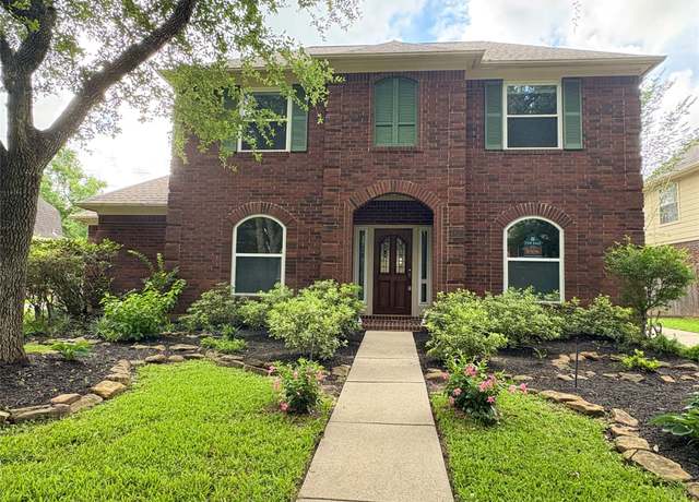 Property at 4830 Plantation Colony Dr, Sugar Land, TX 77478, 4 beds, 4 baths