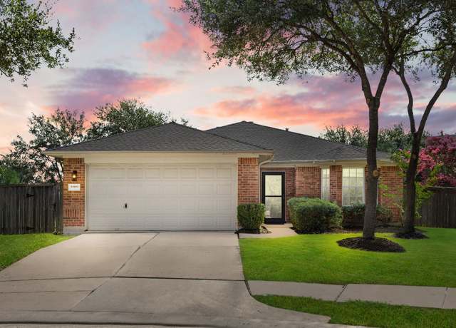 Property at 21002 Pineda Cir, Richmond, TX 77406, 3 beds, 2 baths