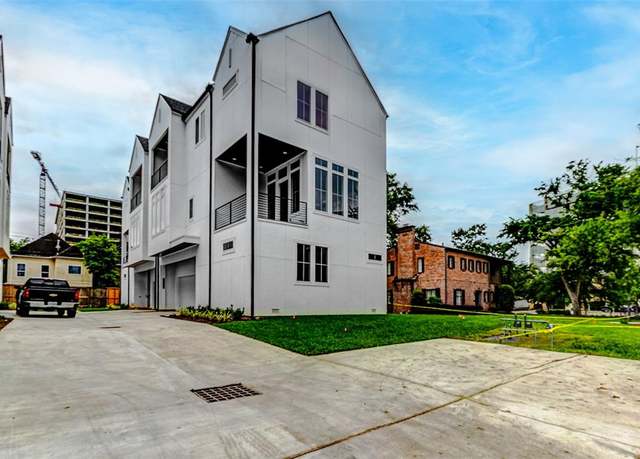 Property at 1911 Lauderdale St, Houston, TX 77030, 4 beds, 3.5 baths