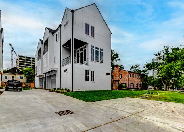 Property at 1911 Lauderdale St, Houston, TX 77030, 4 beds, 3.5 baths
