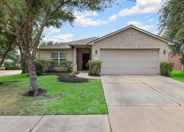 Property at 11627 Champions Walk Ln, Houston, TX 77066, 3 beds, 2 baths
