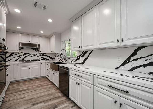 Property at 1805 East Ave, Katy, TX 77493, 4 beds, 3 baths